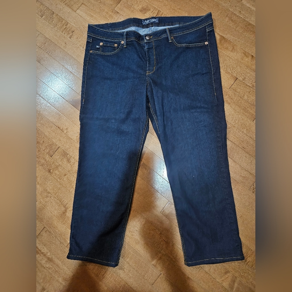 FADE TO BLUE Plus Size Woman's Jeans Size 3X (Size 22)